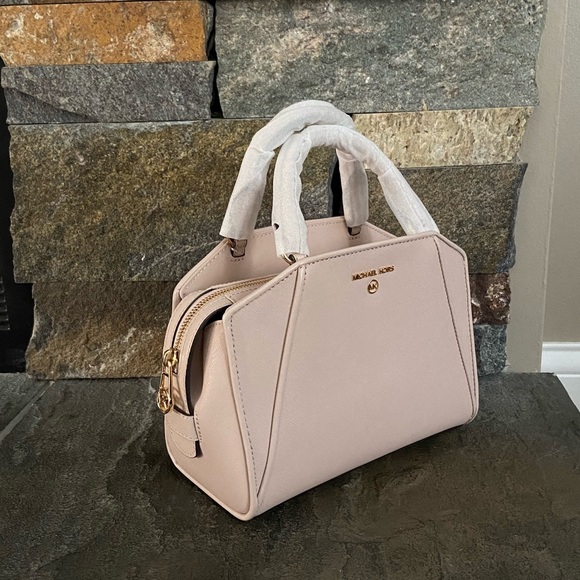 NWT Michael Kors Cleo Small Satchel - Picture 8 of 16